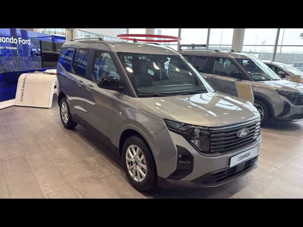 FORD Tourneo Courier 1.0 EcoBoost Titanium