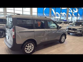 FORD Tourneo Courier 1.0 EcoBoost Titanium