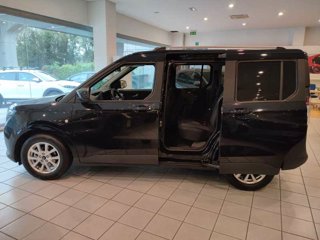 FORD Nuovo Tourneo Titanium 1.0 EcoBoost 125 CV 93 kW Trasmissione manuale a 6 rapporti 2WD