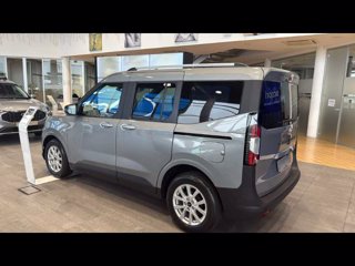 FORD Tourneo Courier 1.0 EcoBoost Titanium