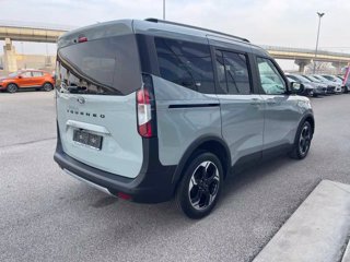 FORD Nuovo Tourneo Active 1.0 EcoBoost 125 CV 93 kW Trasmissione manuale a 6 rapporti 2WD